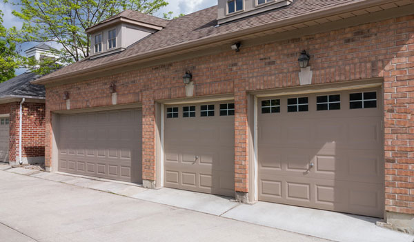 Garage door repairer Washington