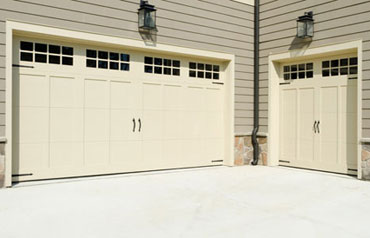 Overhead garage door services near Washington