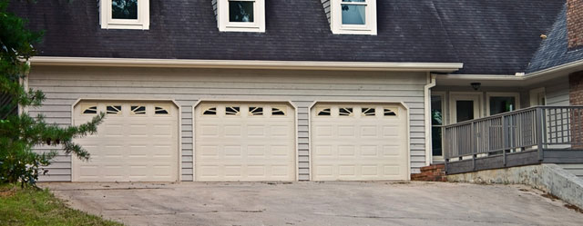 Garage doors in Alexandria